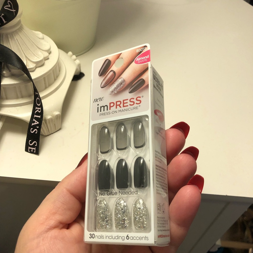 imPRESS NAILS - Picture 4 of 6